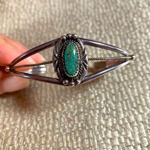 Vintage Turquoise & Sterling vintage cuff bracelet